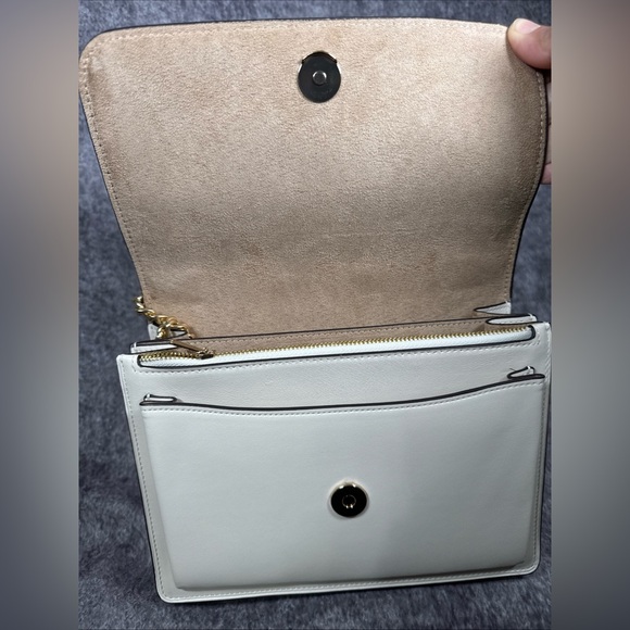 Coach Klare Crossbody Bag With Heart Rivets CDB01 Gold/chalk New - Picture 5 of 9